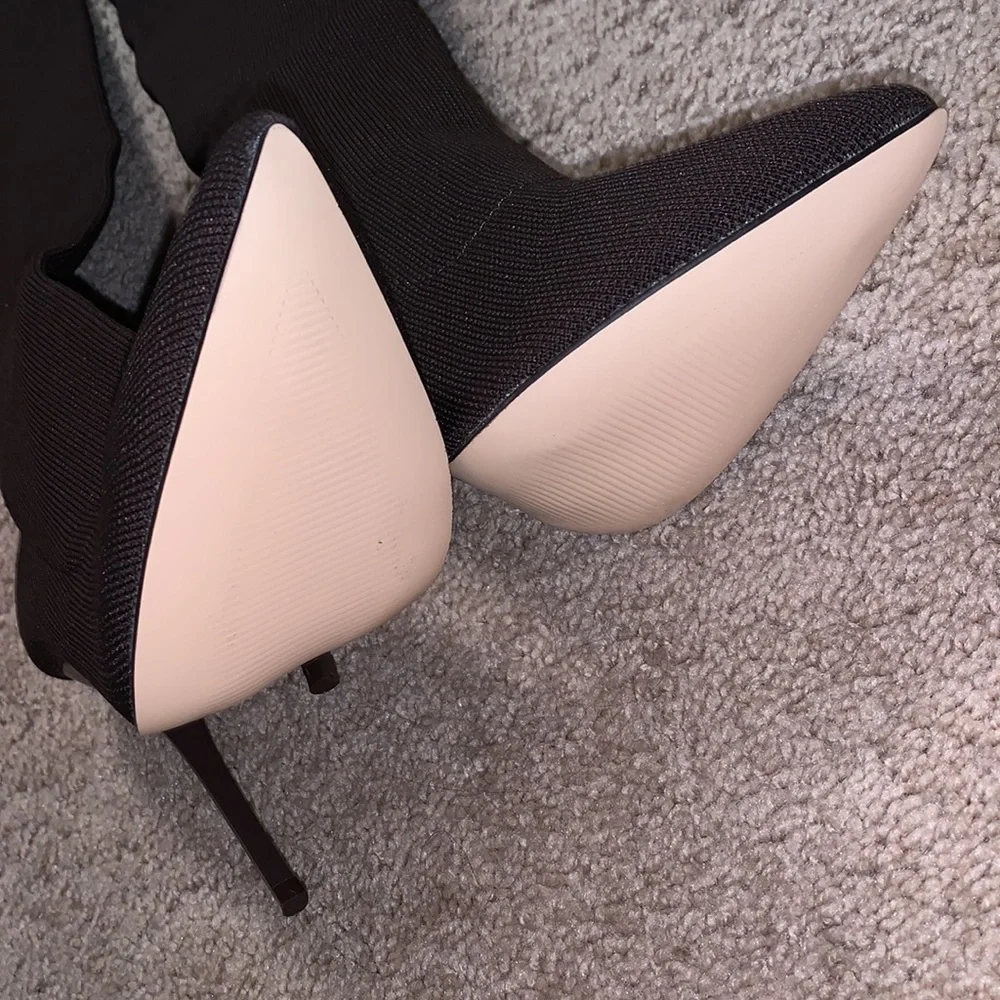 Brand New ARIAME‎ CHOCOLATE OVER THE KNEE KNITTED BOOTS
